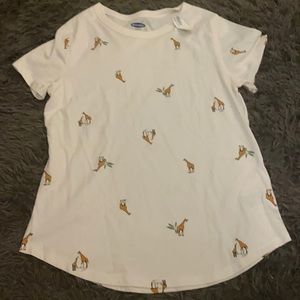 giraffe tee shirt!